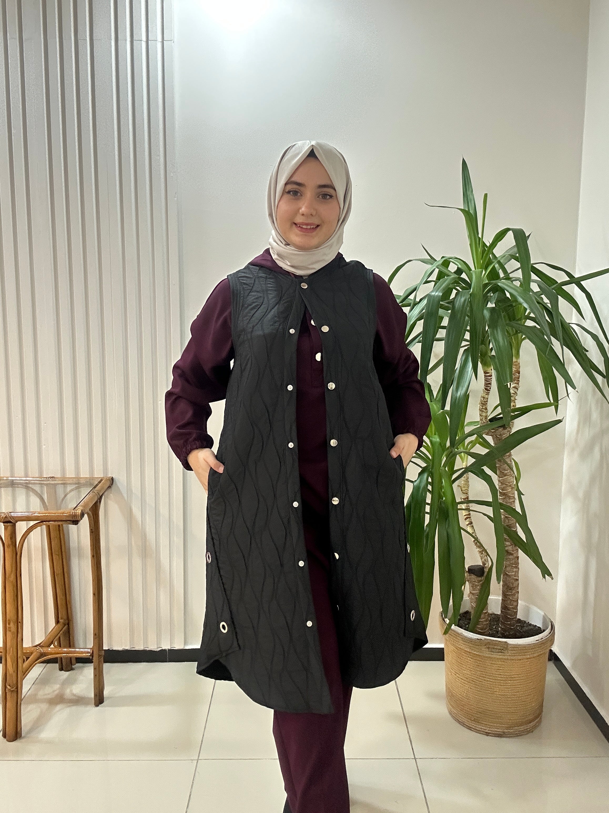 Dokuma Kapitone Yelek Krem Renk