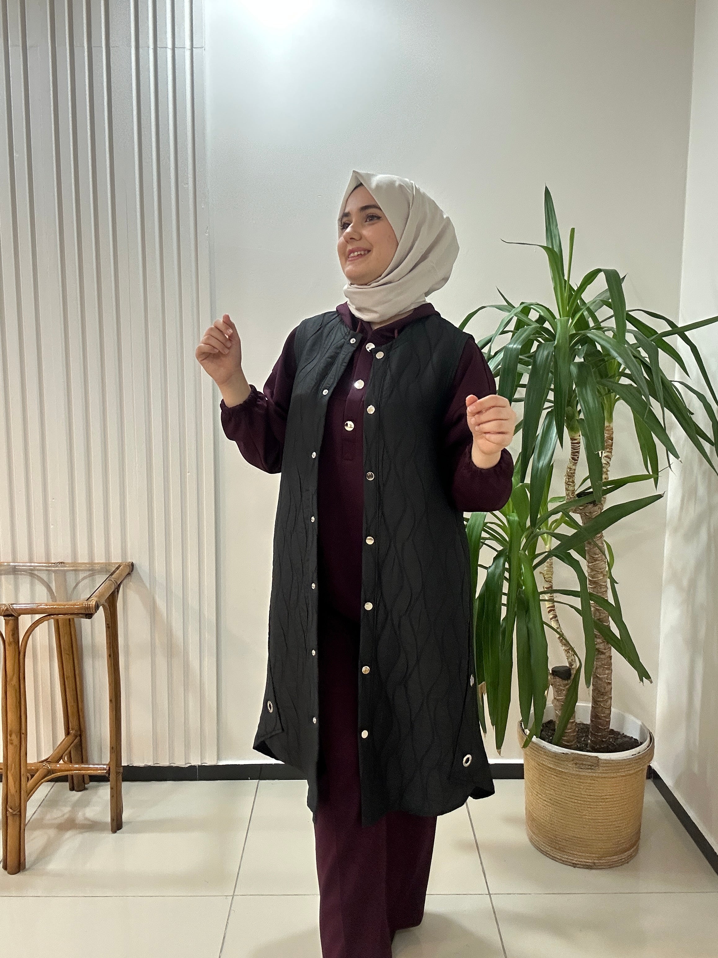 Dokuma Kapitone Yelek Krem Renk