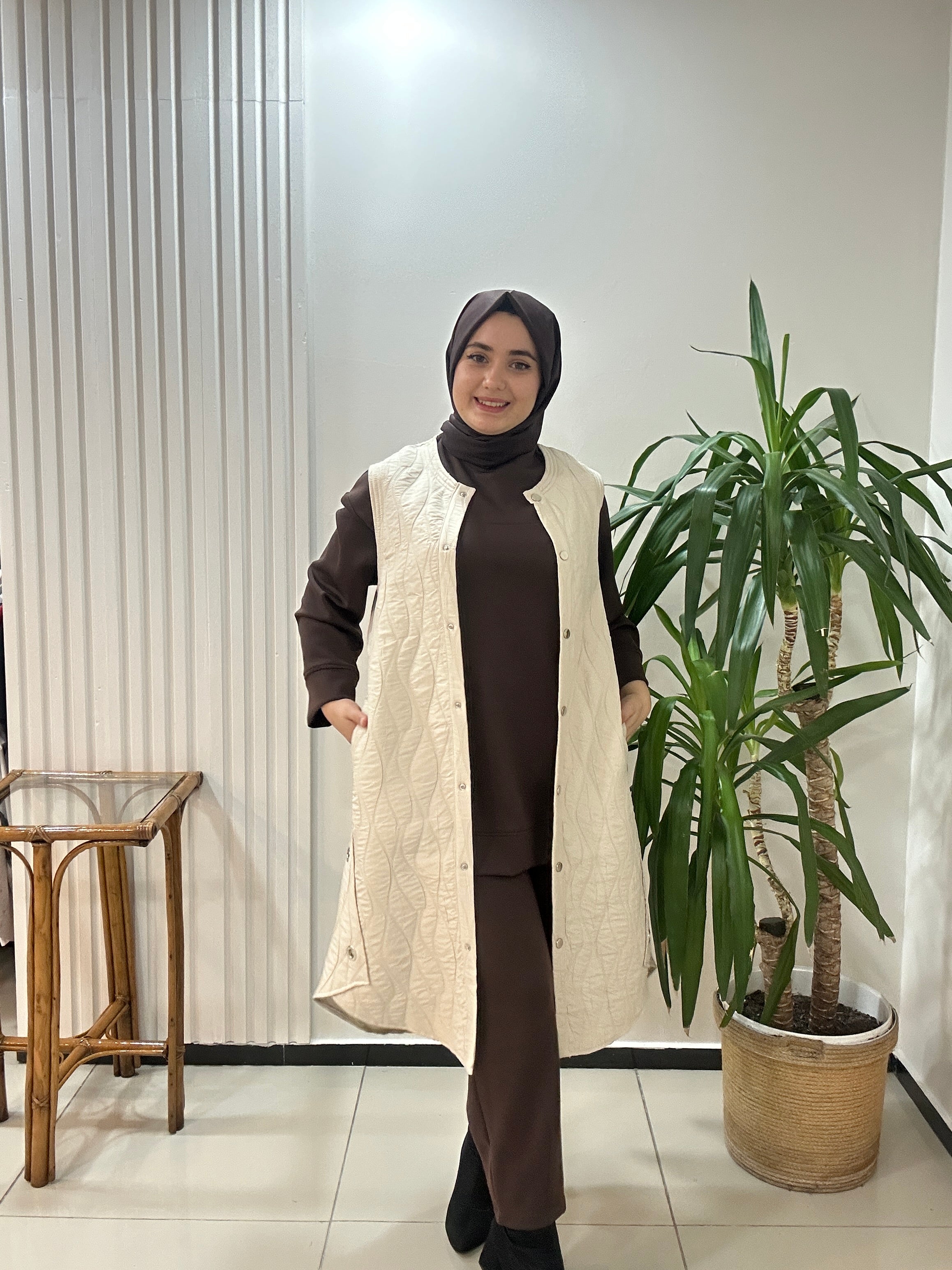 Dokuma Kapitone Yelek Krem Renk