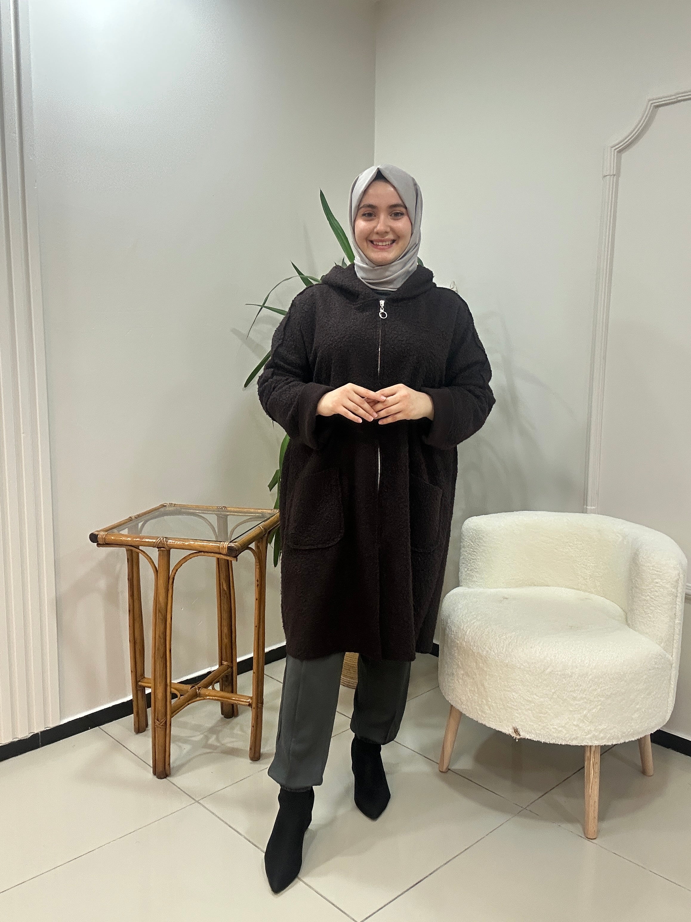 Buklet Kapşonlu Kap