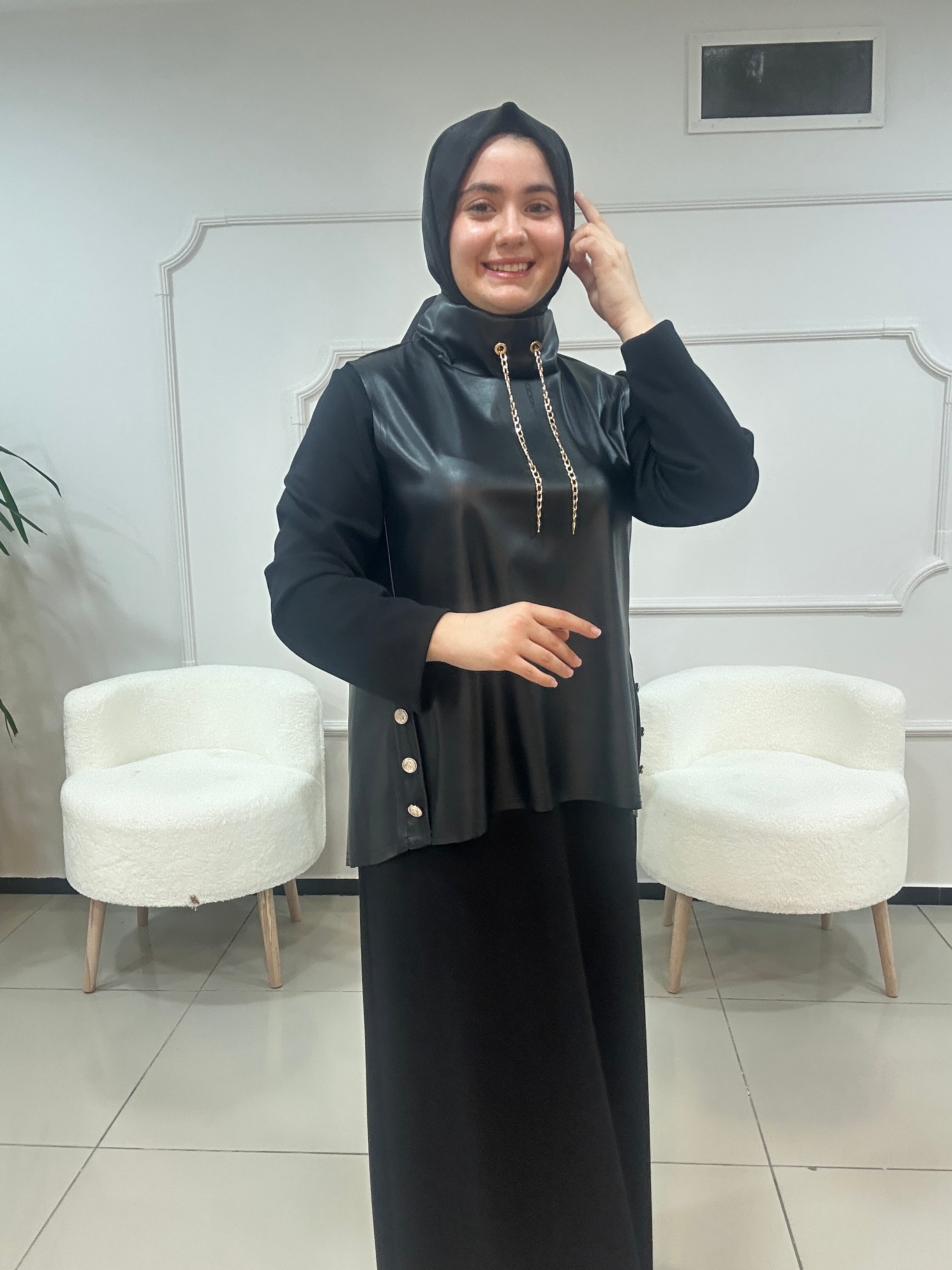 Deri Detaylı Elbise