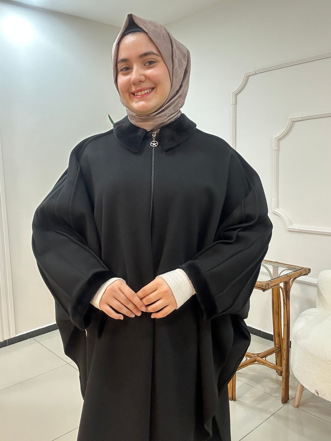 Kolları Nervürlü Kaşe Panço