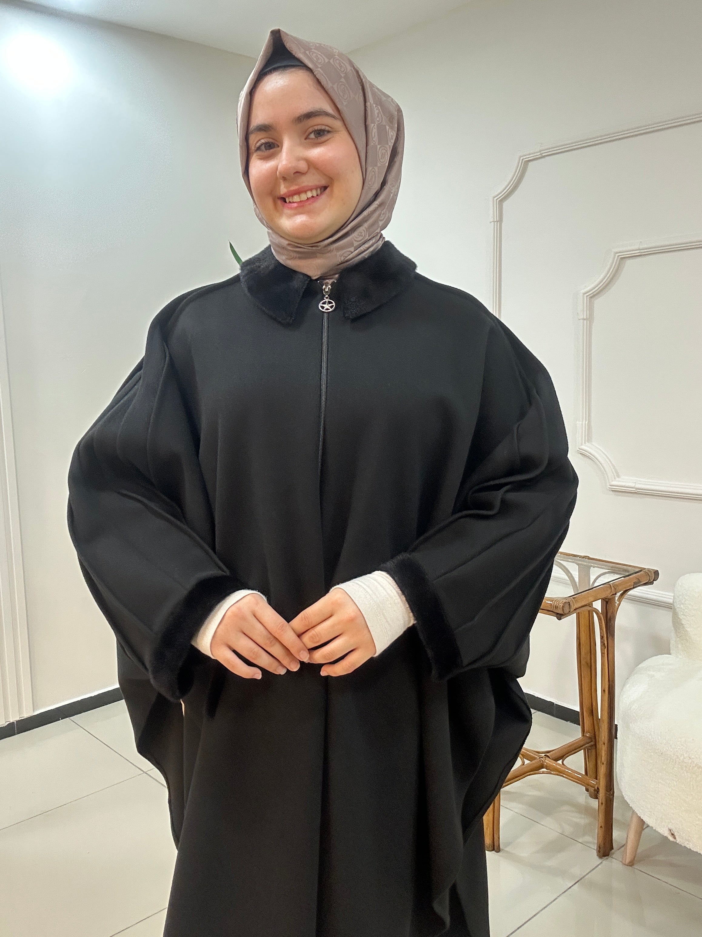 Kolları Nervürlü Kaşe Panço