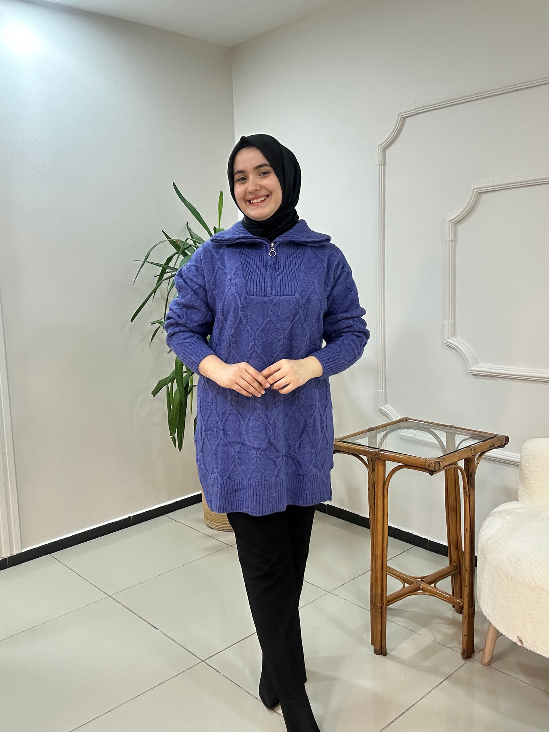 Yakası Fermuarlı Yünlü Triko