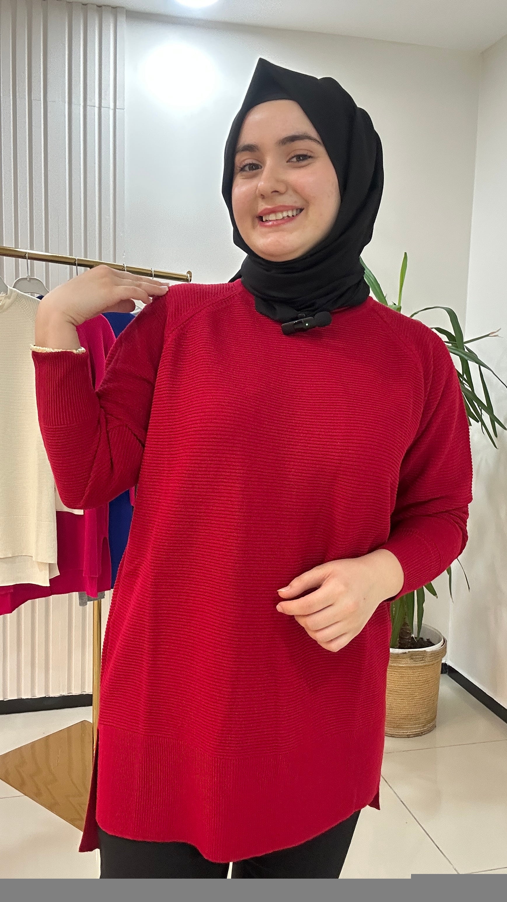 Yırtmaçlı Triko