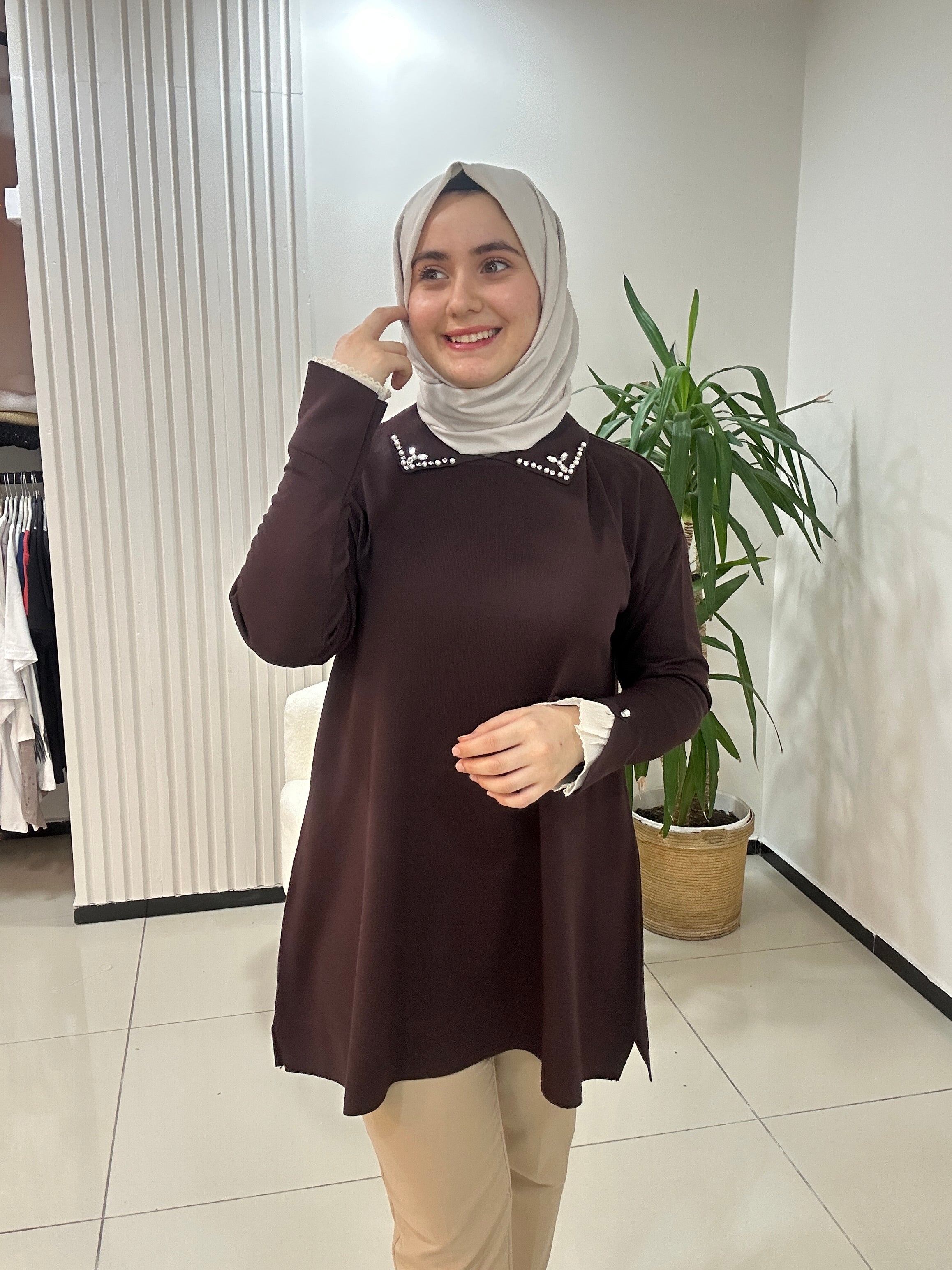 Kol Ucu Dantel Detaylı Merserize Tunik