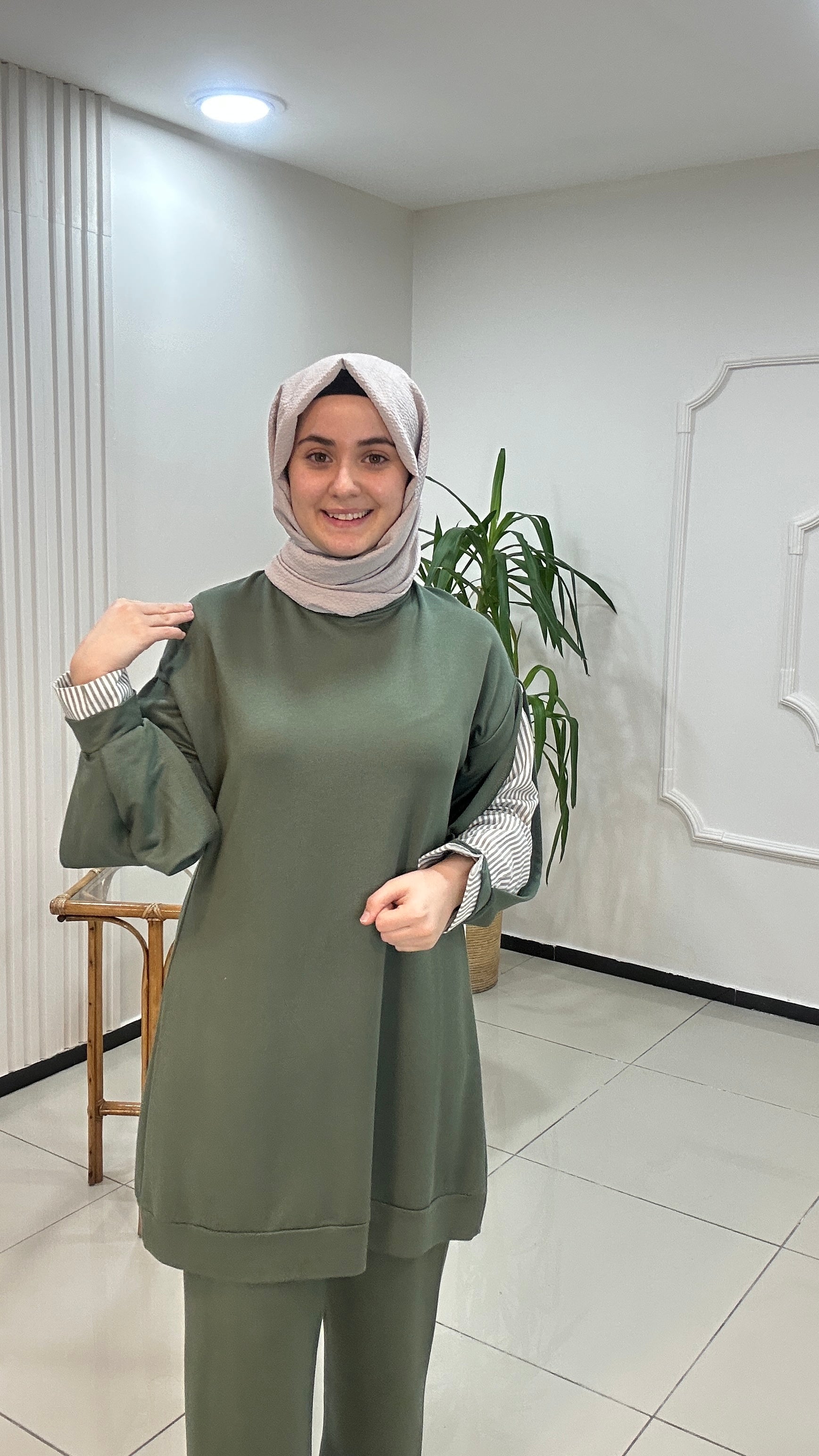 Kol detaylı iki iplik takım