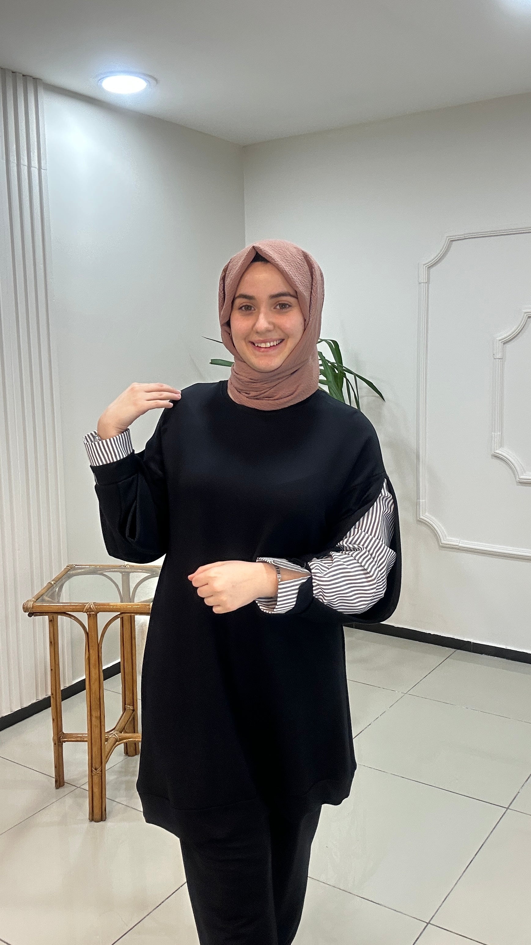 Kol detaylı iki iplik takım