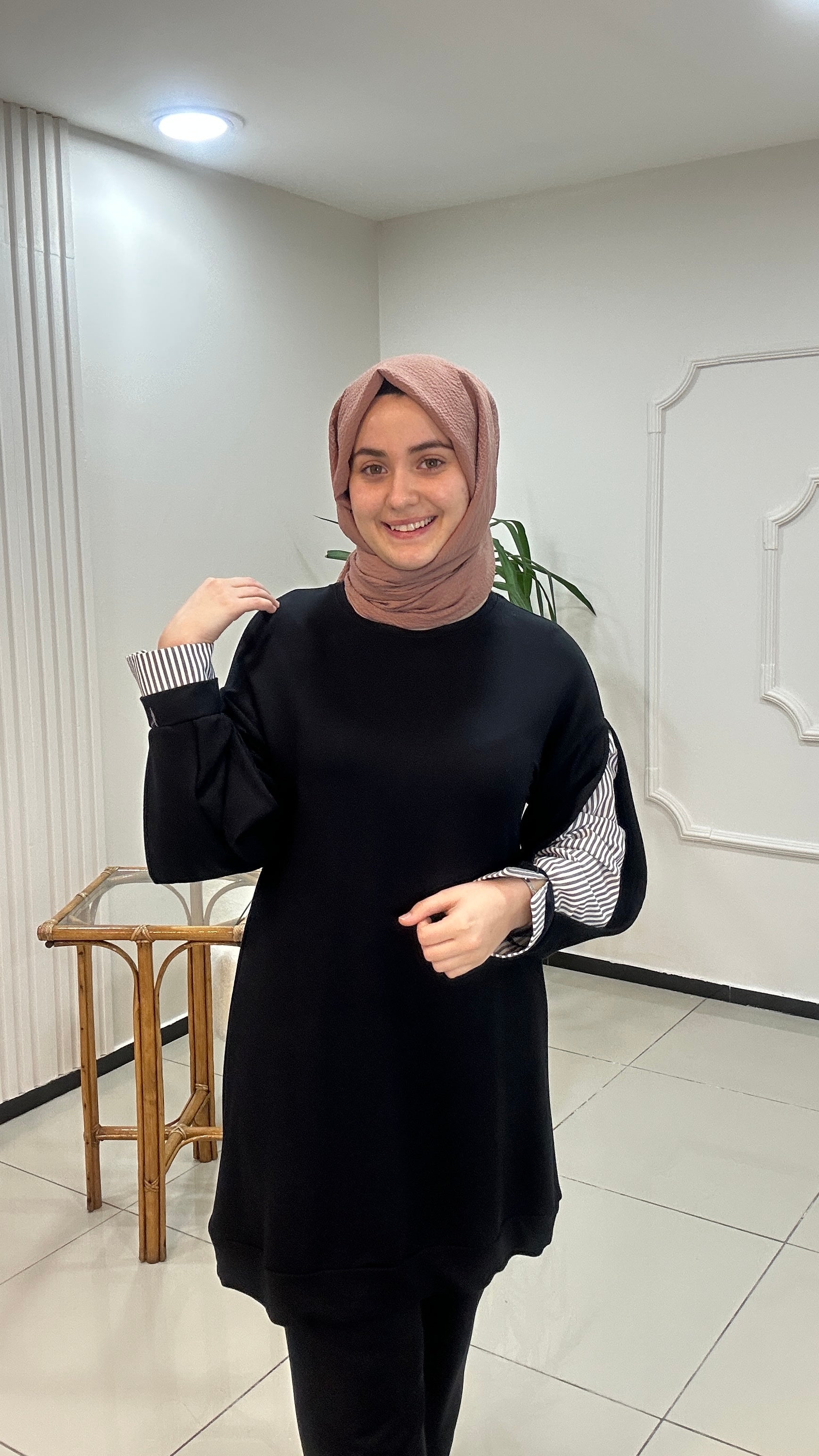 Kol detaylı iki iplik takım