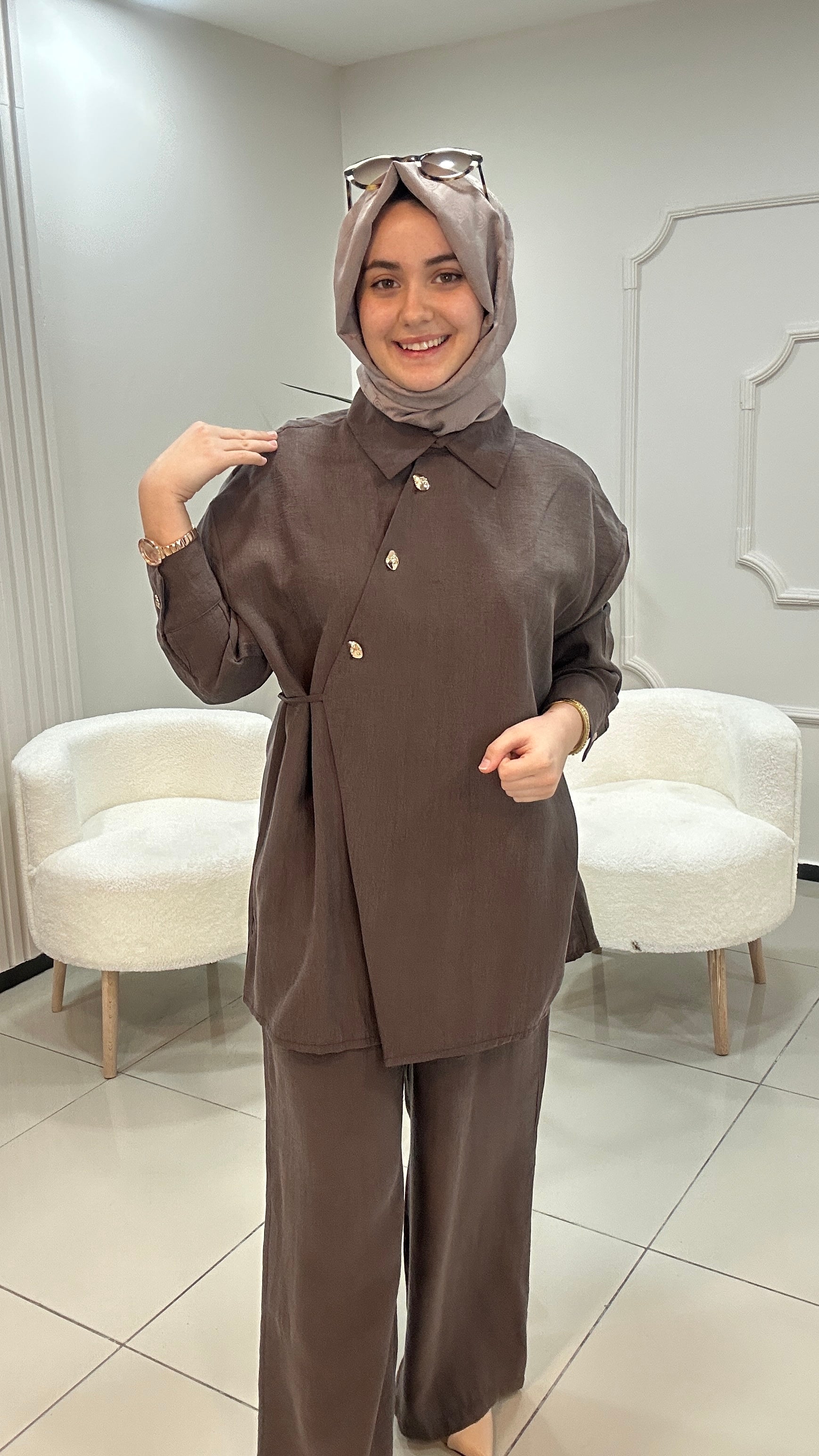 Kupra Pantolonlu Takım