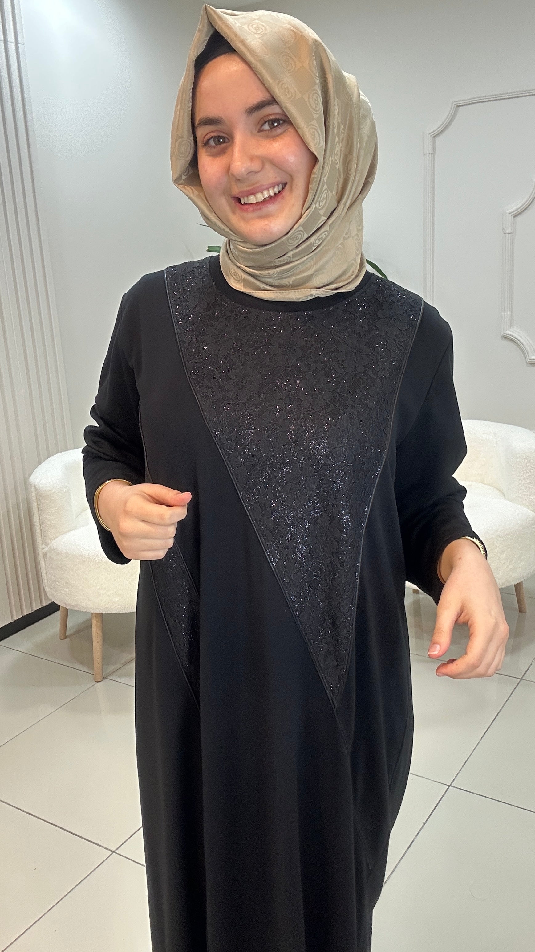 Simli Dantel Detaylı Elbise