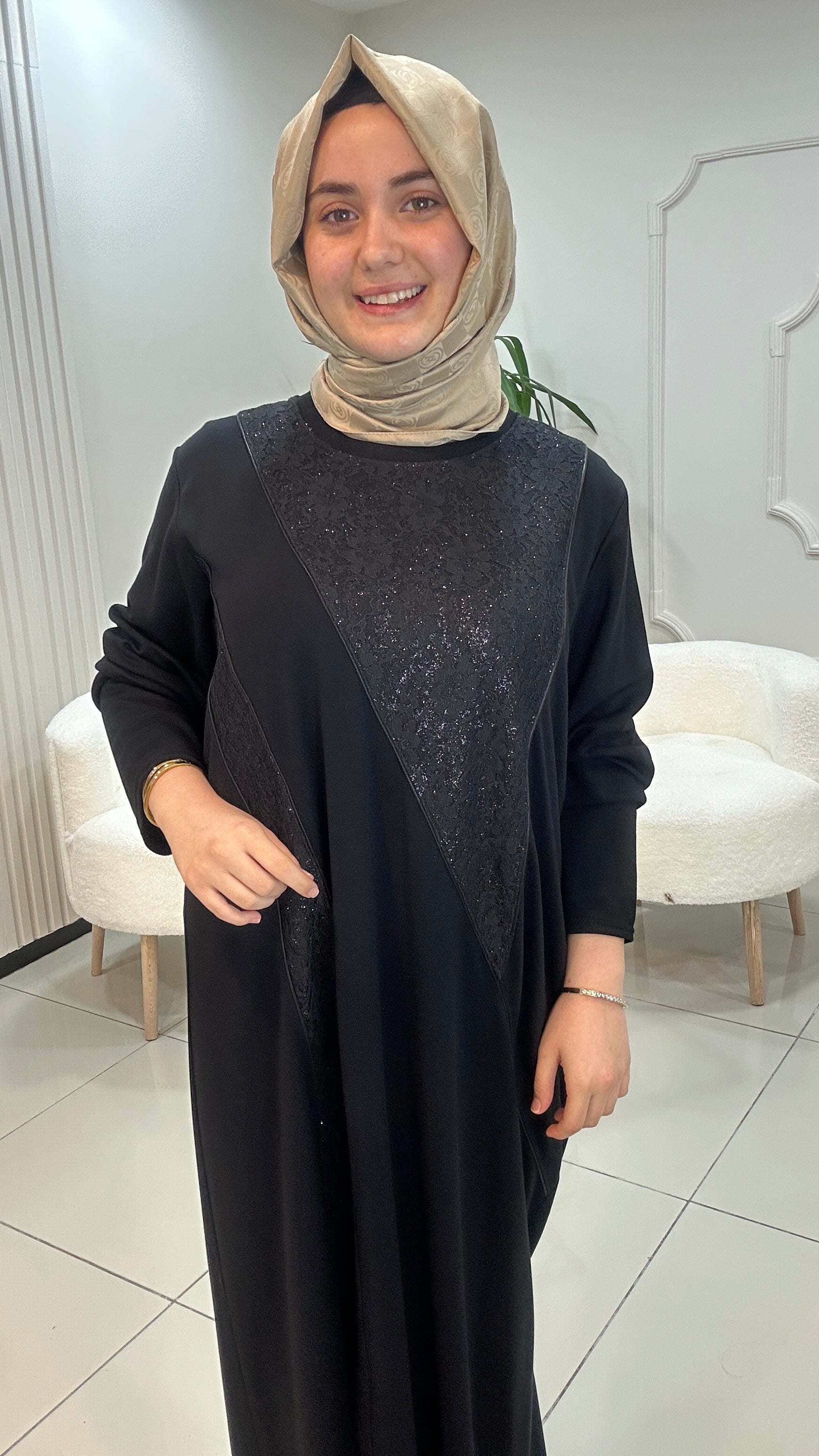 Simli Dantel Detaylı Elbise