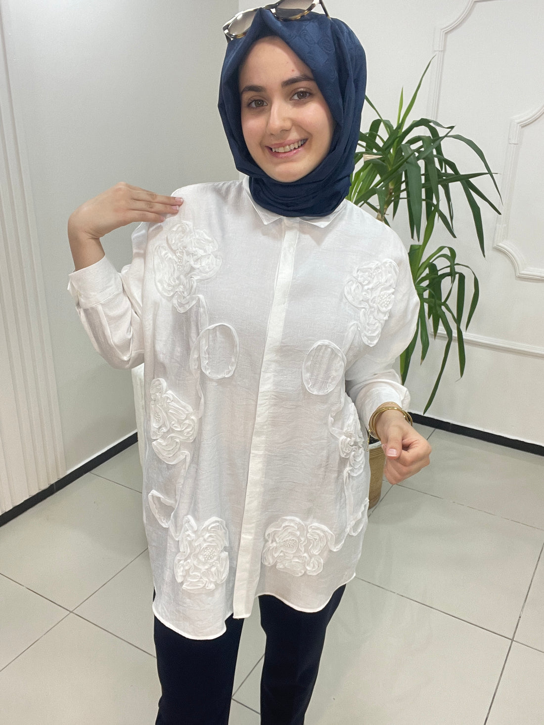 Şerit Gül Desen Gömlek