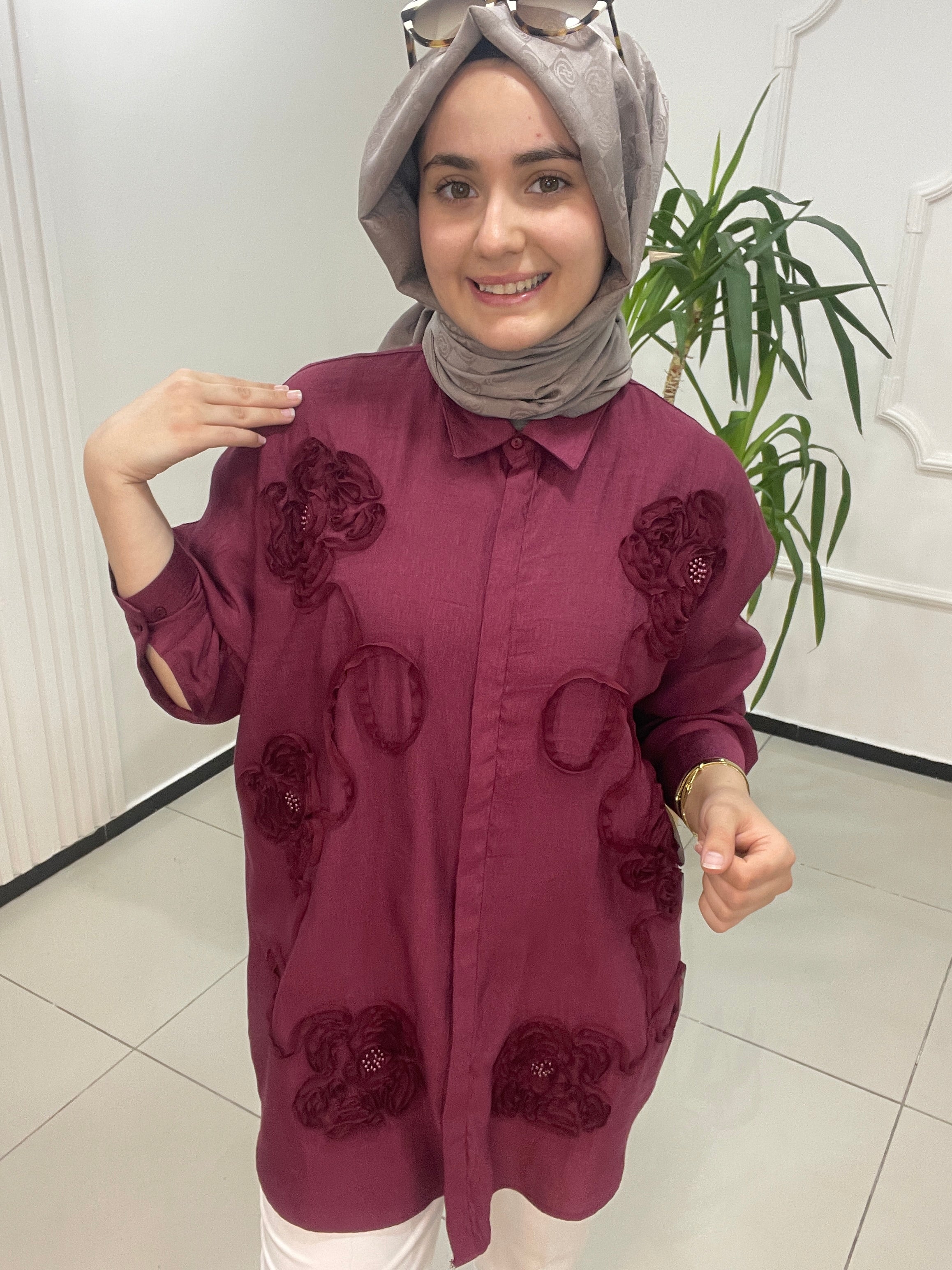 Şerit Gül Desen Gömlek