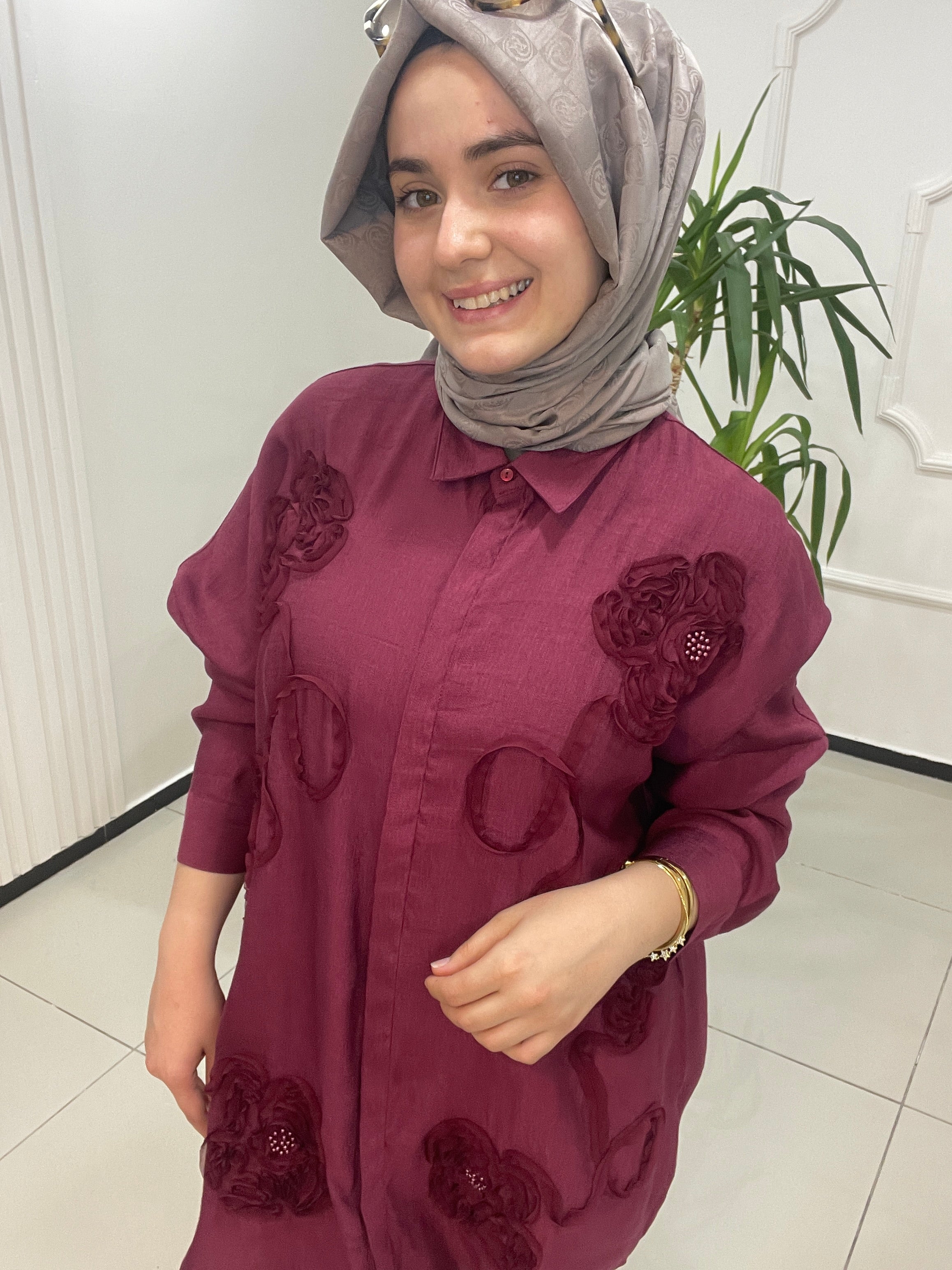 Şerit Gül Desen Gömlek