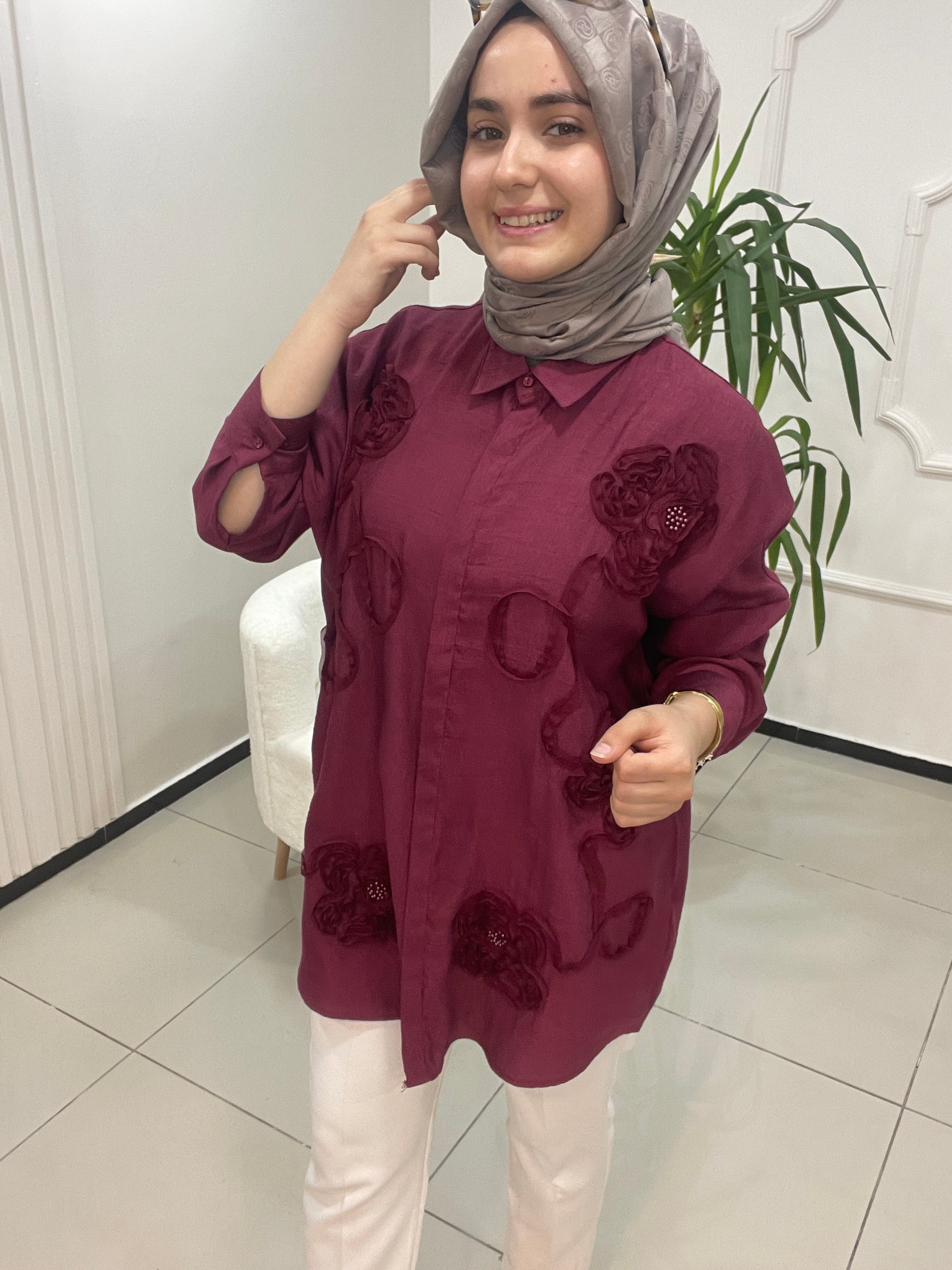 Şerit Gül Desen Gömlek